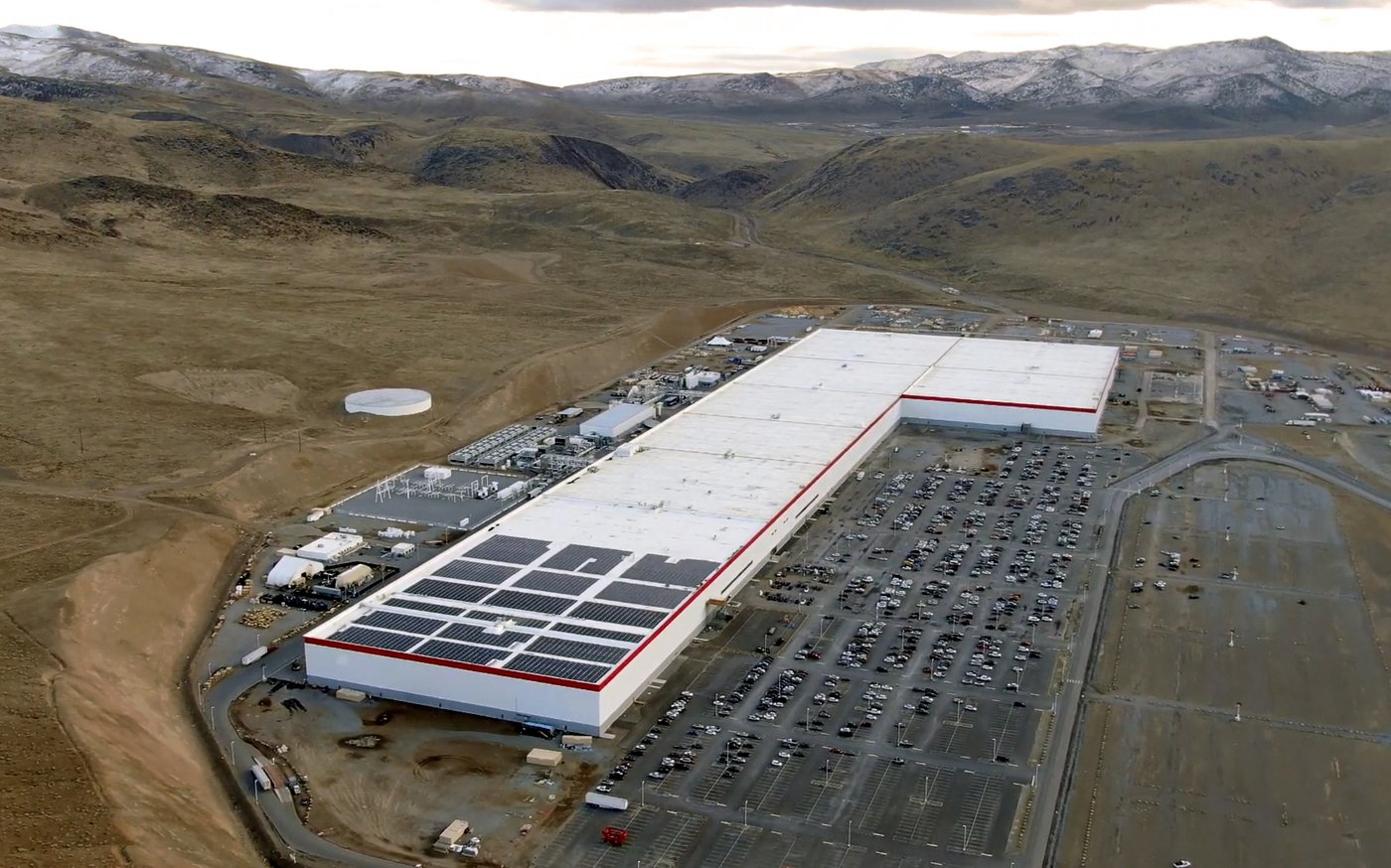 Tesla Gigafactory Nevada exterior, battery and energy manufacturing hub